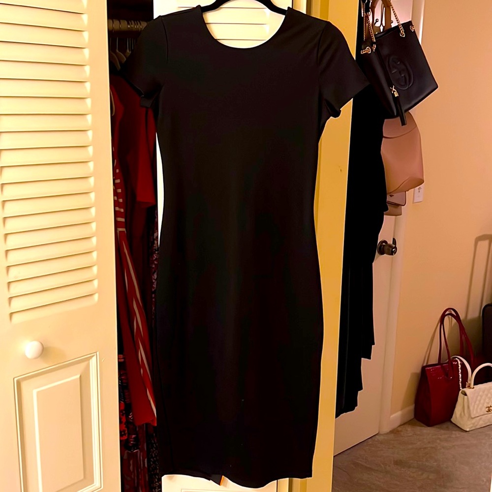 Beautiful black column body con dress from Nordstrom EUC